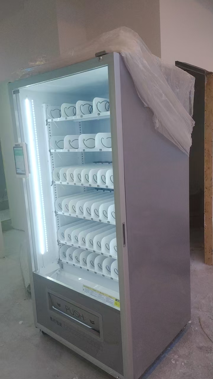 智購科技自動售貨機和便利店相比，優勢在哪？